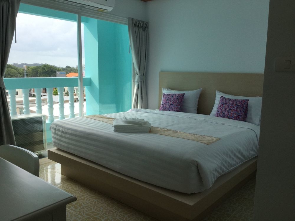 The Duck Hotel Phuket Екстериор снимка