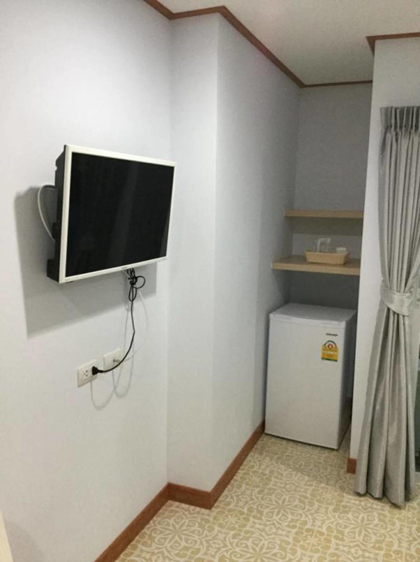 The Duck Hotel Phuket Екстериор снимка